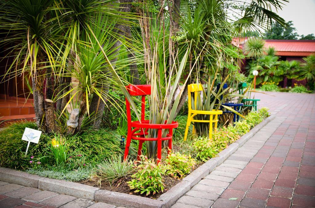 The Lodge Bethal Exterior foto